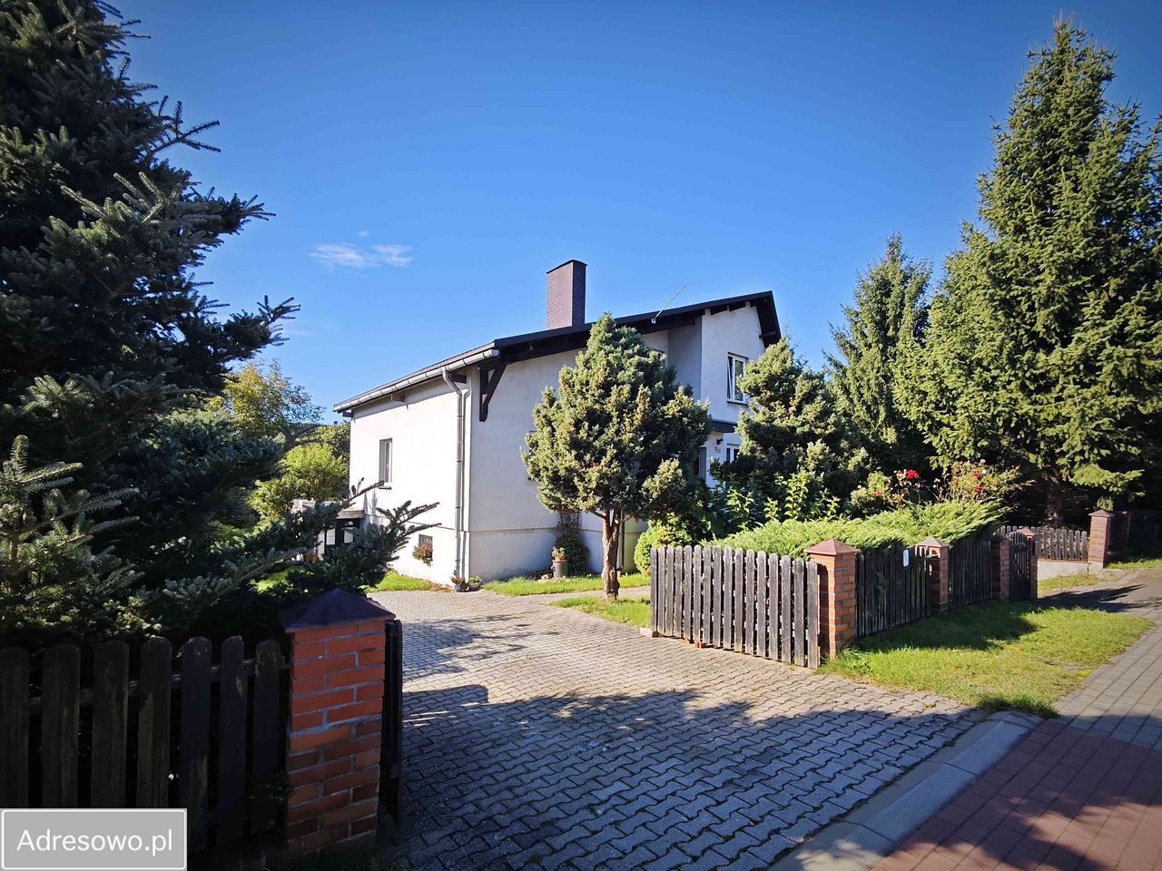 dom wolnostojący, 5 pokoi Nowogrodziec, ul. Juliusza Słowackiego. Zdjęcie 2