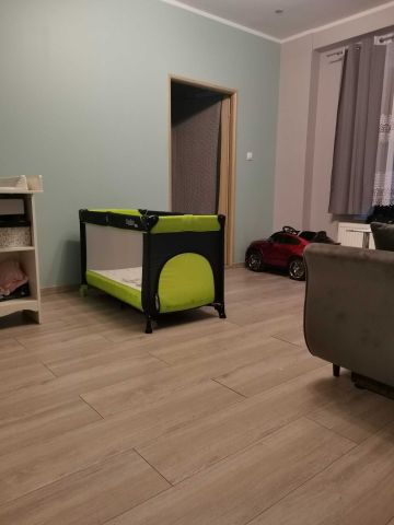 Mieszkanie 3-pokojowe Świebodzice, ul. Henryka Sienkiewicza. Zdjęcie 1