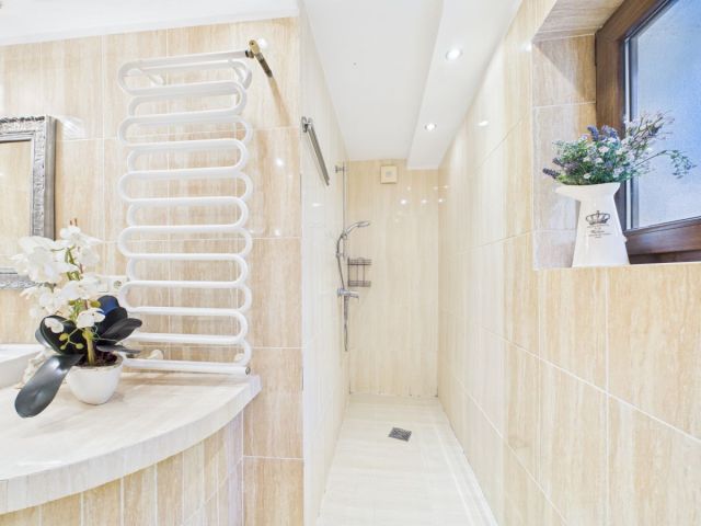 dom wolnostojący, 5 pokoi Radzików. Zdjęcie 15