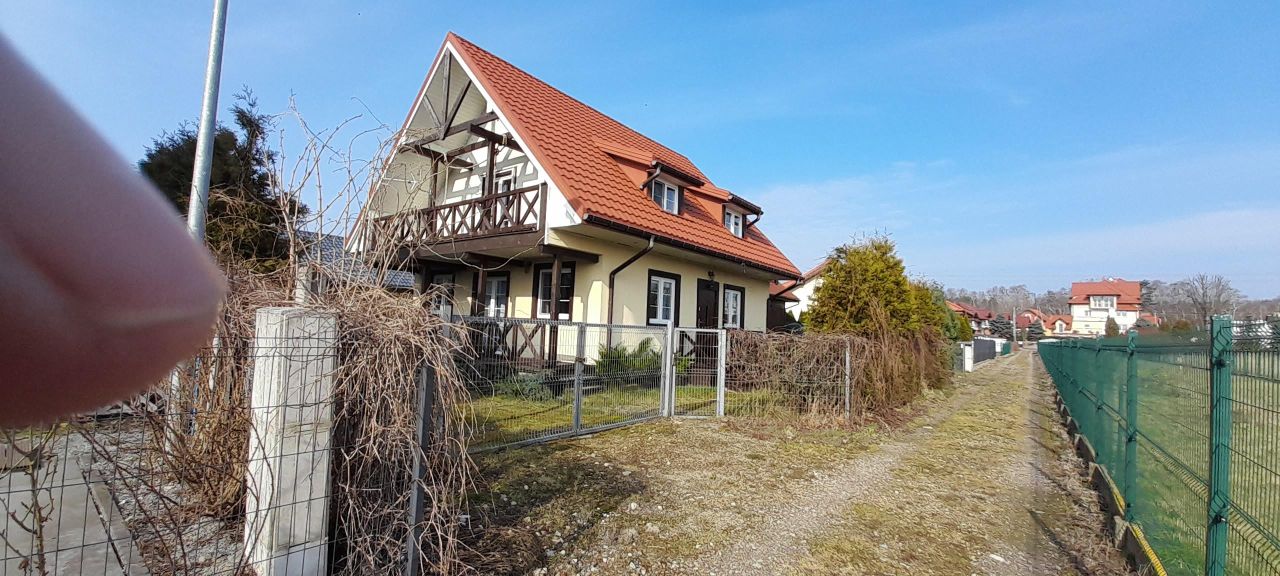 dom wolnostojący, 6 pokoi Krynica Morska, ul. Rybacka. Zdjęcie 3