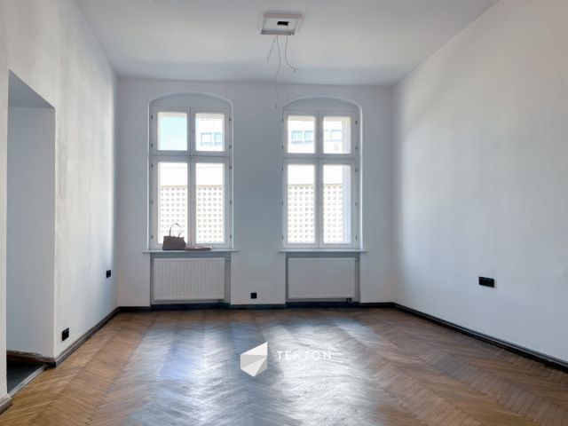 Mieszkanie 3-pokojowe Poznań Stare Miasto, ul. Franciszka Ratajczaka. Zdjęcie 4