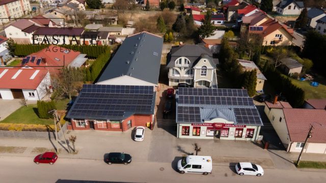 dom wolnostojący, 6 pokoi Łyszkowice, ul. Wolności. Zdjęcie 1