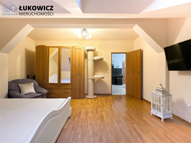 Mieszkanie 5-pokojowe Bielsko-Biała Komorowice Krakowskie. Zdjęcie 3