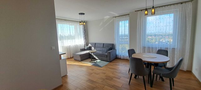 Mieszkanie 3-pokojowe Słupsk, ul. Kosynierów Gdyńskich. Zdjęcie 1