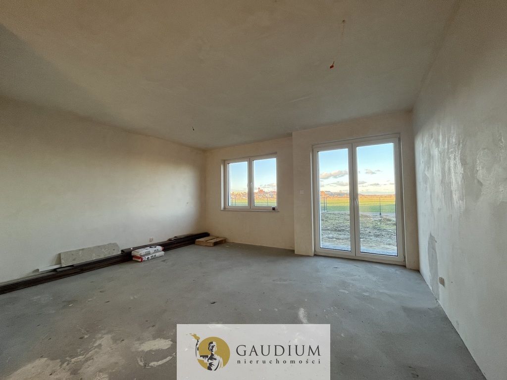 bliźniak, 4 pokoje Nicponia. Zdjęcie 3