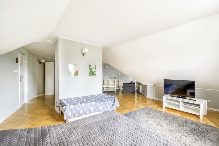 dom wolnostojący, 6 pokoi Warszawa Wawer. Zdjęcie 8