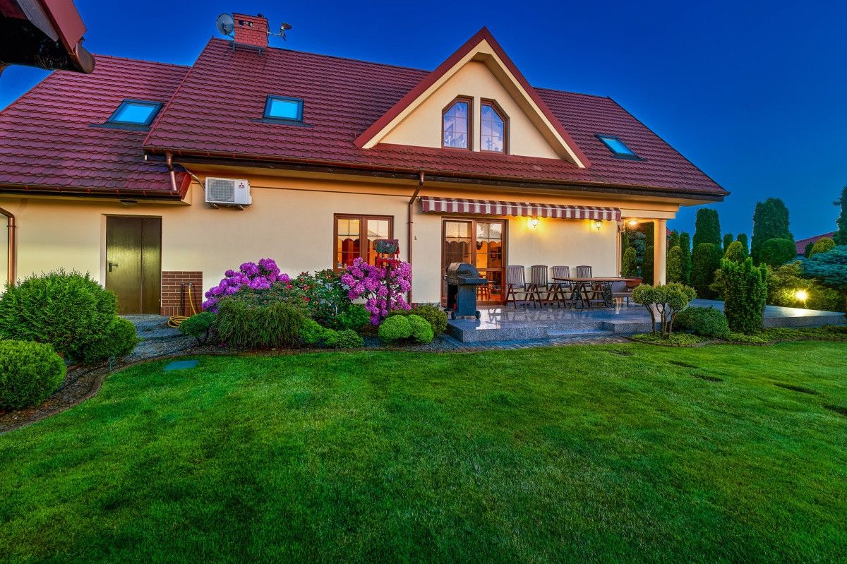 dom wolnostojący, 7 pokoi Serby, ul. Jaśminowa. Zdjęcie 3