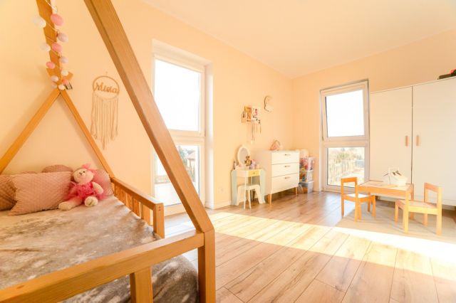 dom szeregowy, 6 pokoi Ząbki, ul. Skowronka. Zdjęcie 8