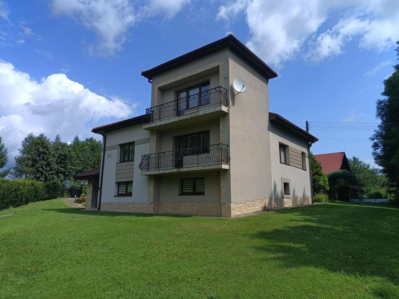 dom wolnostojący, 6 pokoi Święcany. Zdjęcie 2