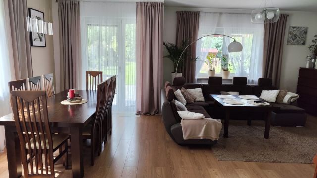 bliźniak, 5 pokoi Krzaki Czaplinkowskie, Główna. Zdjęcie 5