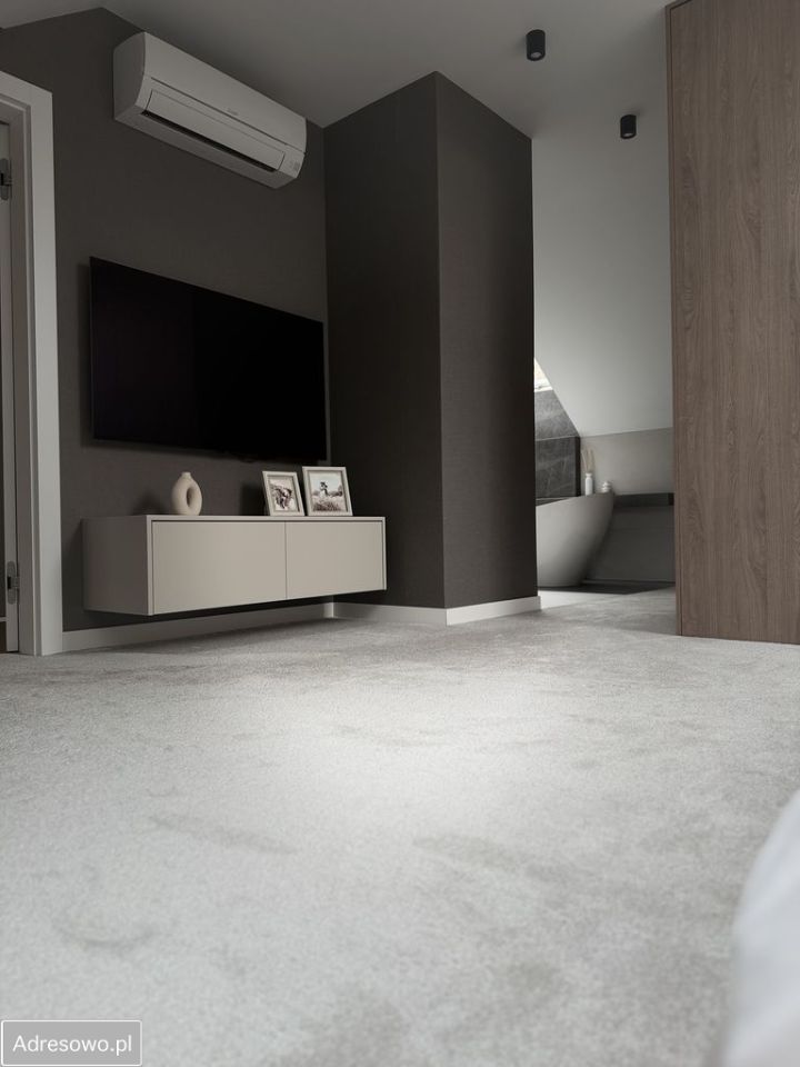 dom wolnostojący, 5 pokoi Bobrowniki. Zdjęcie 4