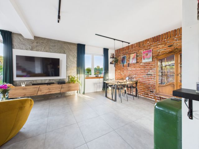 bliźniak, 5 pokoi Łomianki. Zdjęcie 1