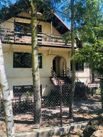 dom wolnostojący Józefów Michalin, ul. Wawerska. Zdjęcie 1