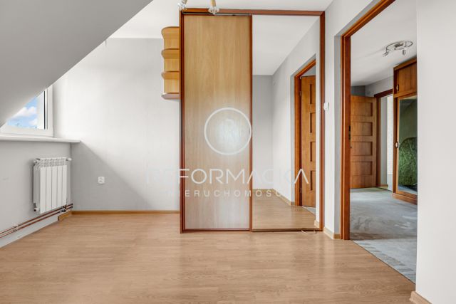 dom wolnostojący, 6 pokoi Wysoka Głogowska. Zdjęcie 25