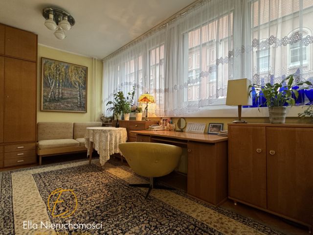 Mieszkanie 3-pokojowe Legnica, ul. Złotoryjska. Zdjęcie 1