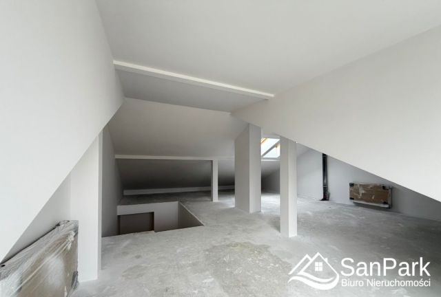 Mieszkanie 4-pokojowe Lesko, ul. Piłsudskiego. Zdjęcie 8