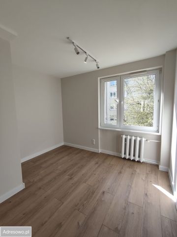 Mieszkanie 4-pokojowe Częstochowa Tysiąclecie, ul. Obrońców Westerplatte. Zdjęcie 1