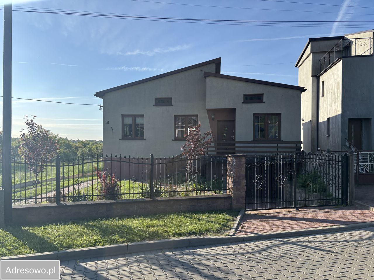 dom wolnostojący, 5 pokoi Strzyżowice. Zdjęcie 1