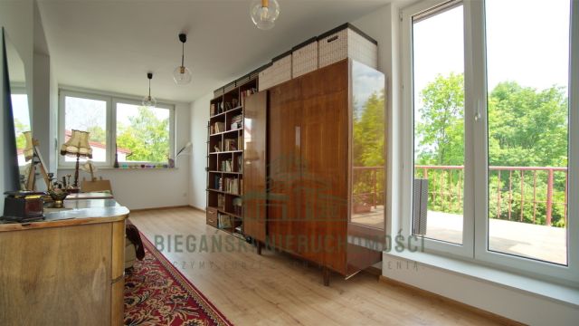 dom wolnostojący, 5 pokoi Łęczna, ul. Rynek III. Zdjęcie 9