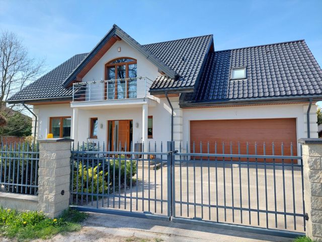 dom wolnostojący, 5 pokoi Grodzisk Mazowiecki, ul. Prosta. Zdjęcie 1