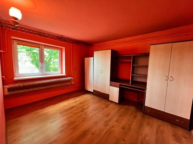 dom wolnostojący, 3 pokoje Popów. Zdjęcie 15