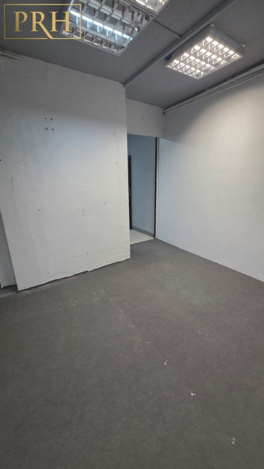 Lokal Koszalin Rokosowo, pl. Zwycięstwa. Zdjęcie 15