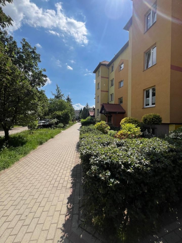 Mieszkanie 3-pokojowe Legnica, al. Rzeczypospolitej. Zdjęcie 2