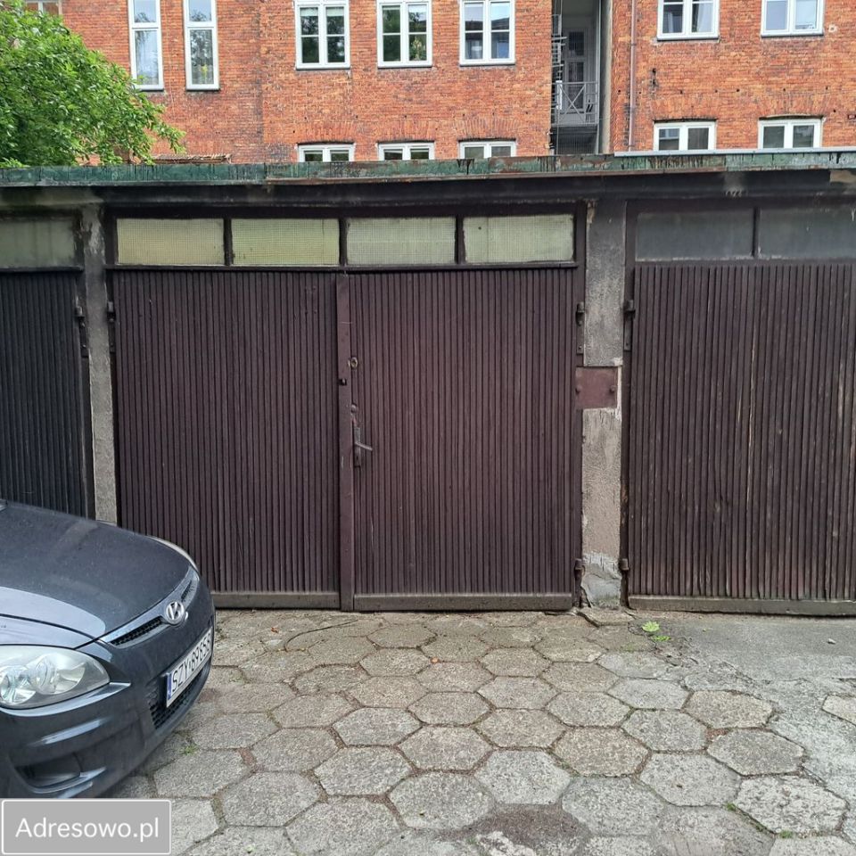 Garaż/miejsce parkingowe Bielsko-Biała Śródmieście, ul. Adama Mickiewicza