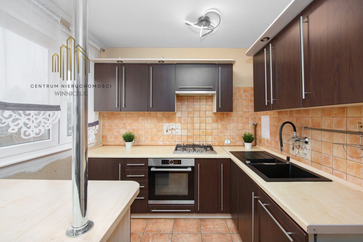 Mieszkanie 5-pokojowe Oleśnica, ul. mjr. Henryka Sucharskiego. Zdjęcie 2