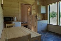 dom wolnostojący, 2 pokoje Buda Ruska. Zdjęcie 3