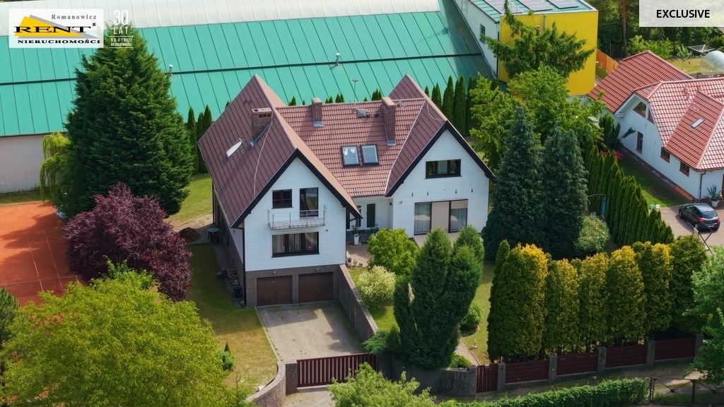 dom wolnostojący, 9 pokoi Szczecin, ul. Jałtańska