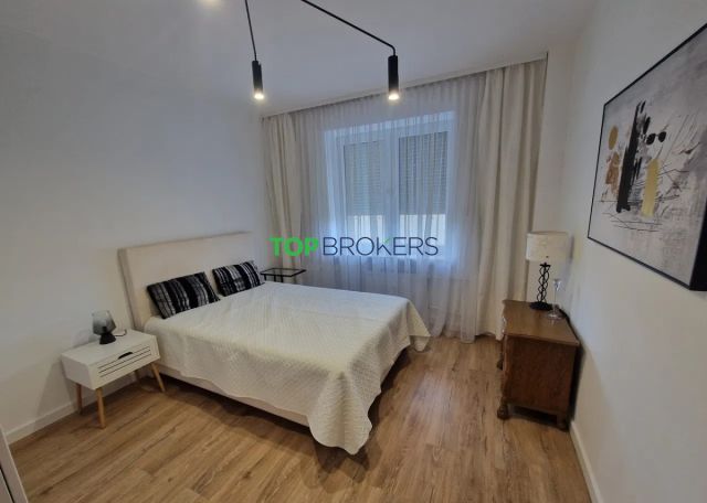 Mieszkanie 4-pokojowe Warszawa Muranów, al. Jana Pawła II. Zdjęcie 3