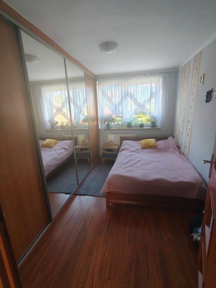 Mieszkanie 3-pokojowe Redęcin. Zdjęcie 4