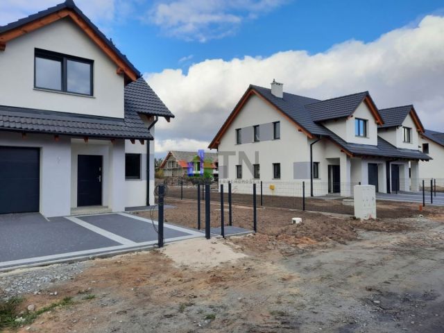 bliźniak, 5 pokoi Chrząstawa Wielka. Zdjęcie 11