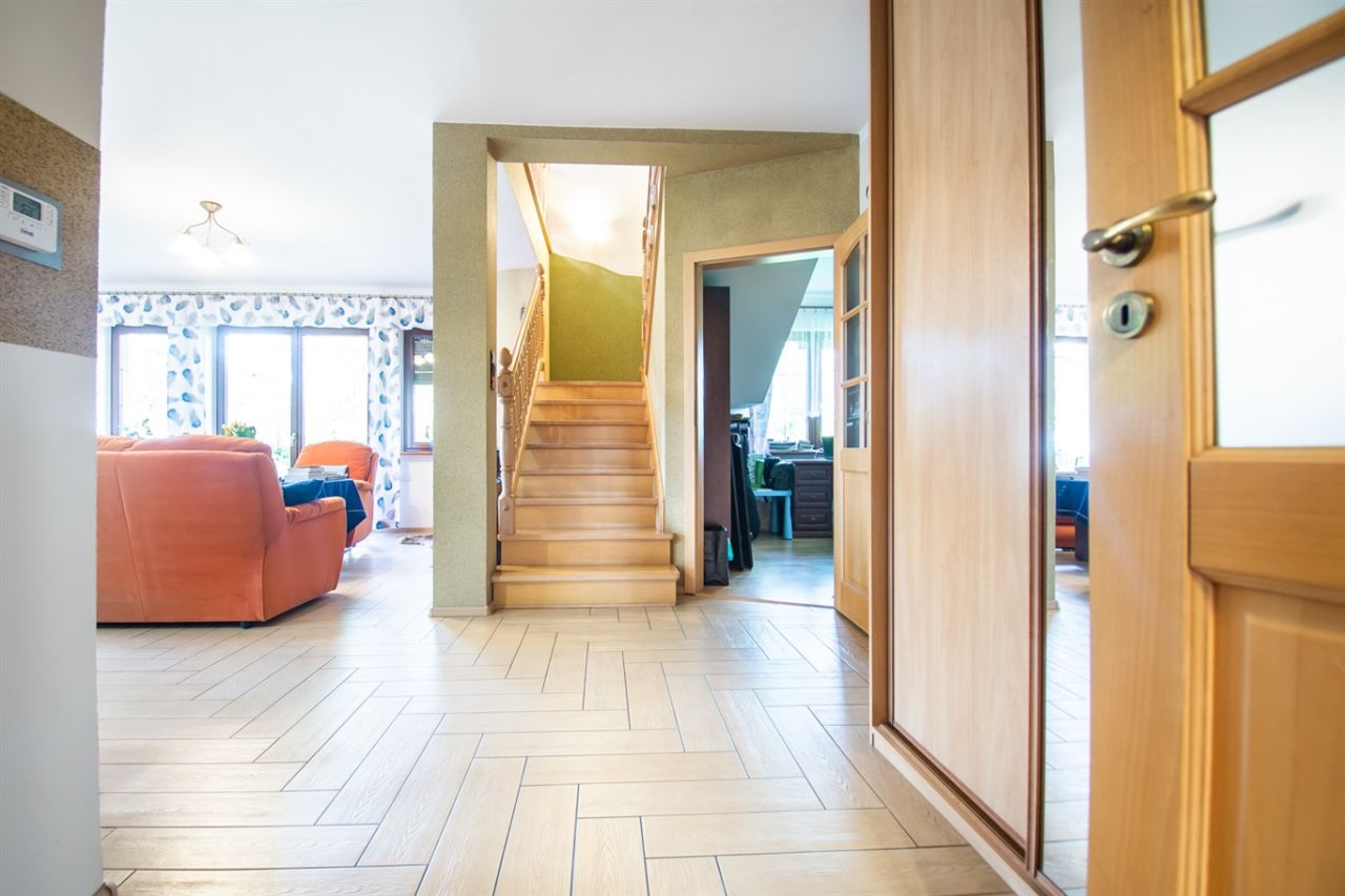 dom wolnostojący, 5 pokoi Chybie, ul. Spokojna. Zdjęcie 14