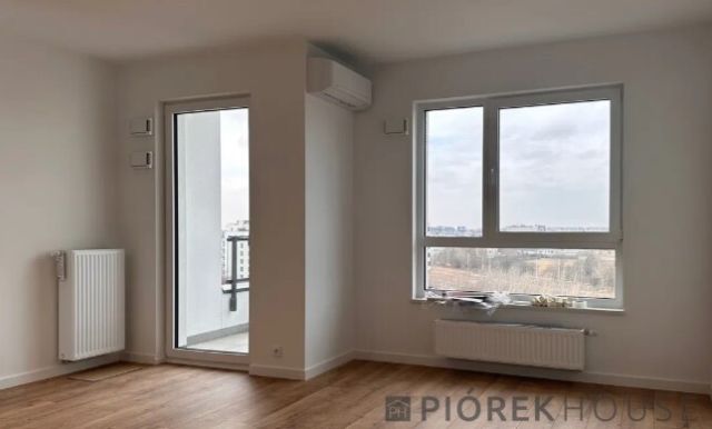 Mieszkanie 1-pokojowe Warszawa Włochy, ul. Równoległa. Zdjęcie 1