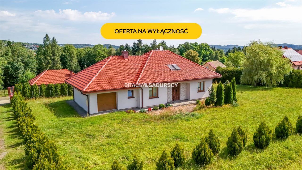 dom wolnostojący, 3 pokoje Łapanów. Zdjęcie 1