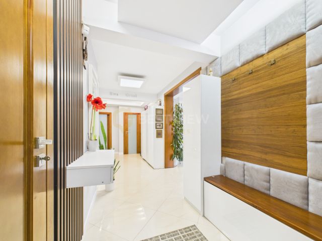 dom wolnostojący, 6 pokoi Ząbki, ul. Sasanki. Zdjęcie 2