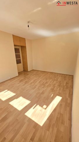 Mieszkanie 3-pokojowe Warszawa Włochy, ul. 1 Sierpnia. Zdjęcie 3