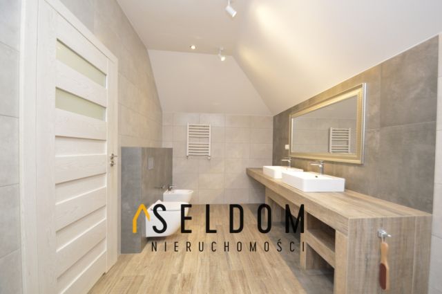 Mieszkanie 6-pokojowe Legnica, ul. Armii Krajowej. Zdjęcie 24