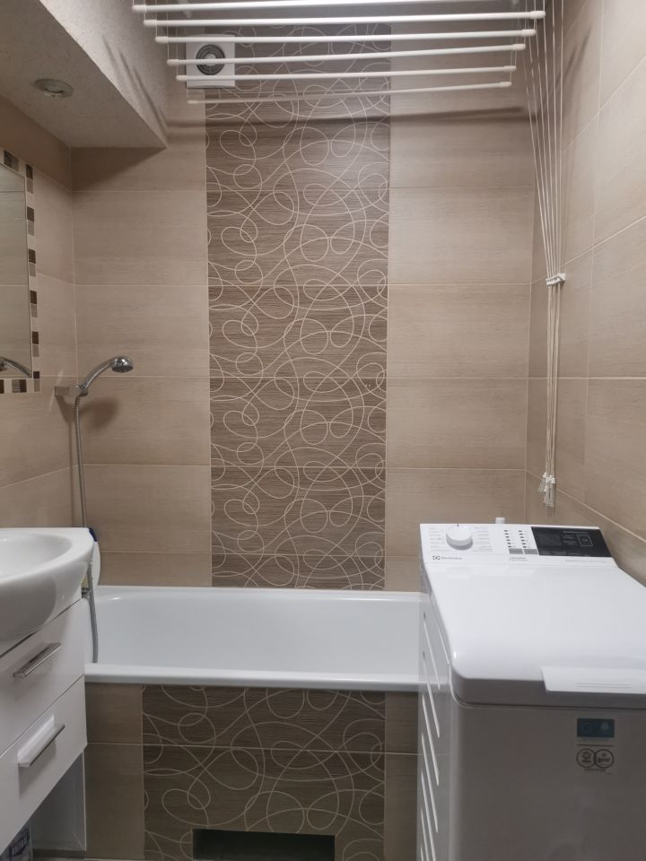 Mieszkanie 3-pokojowe Aleksandrów Łódzki Centrum, al. Wyzwolenia. Zdjęcie 4