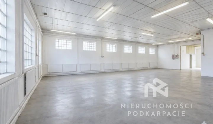 Hala/magazyn Rzeszów, ul. Budziwojska