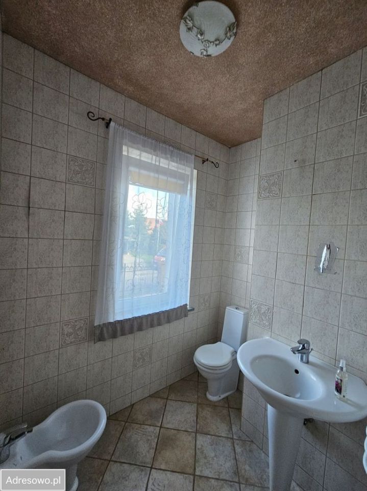 dom wolnostojący, 7 pokoi Pszczółki. Zdjęcie 11