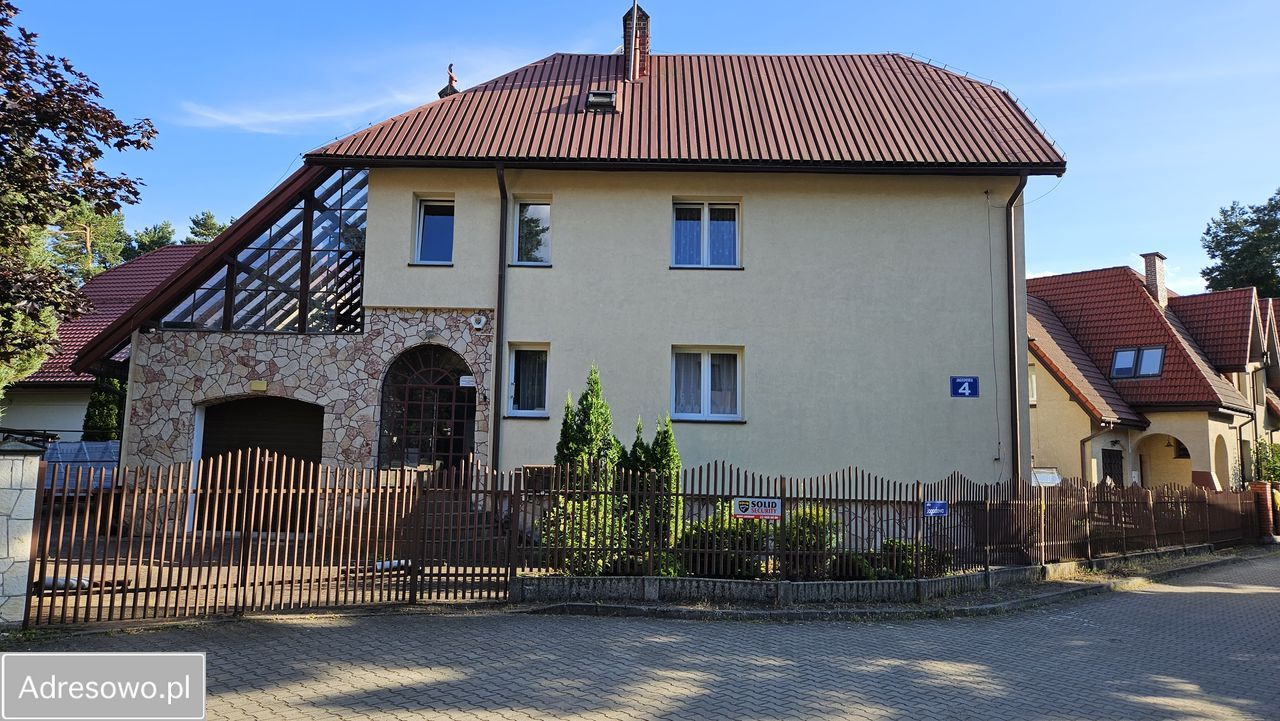 dom wolnostojący, 7 pokoi Zielonka Bankówka, ul. Jagodowa. Zdjęcie 1