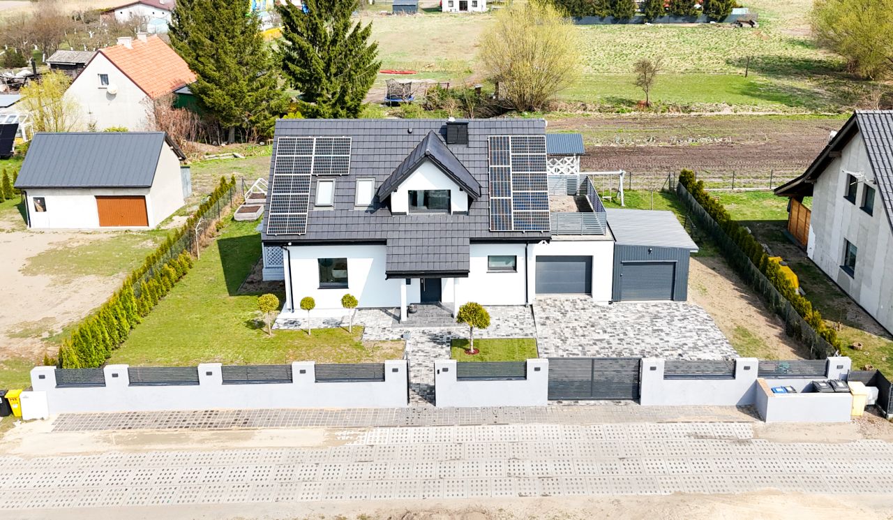 dom wolnostojący, 4 pokoje Ryjewo, ul. Łąki. Zdjęcie 2