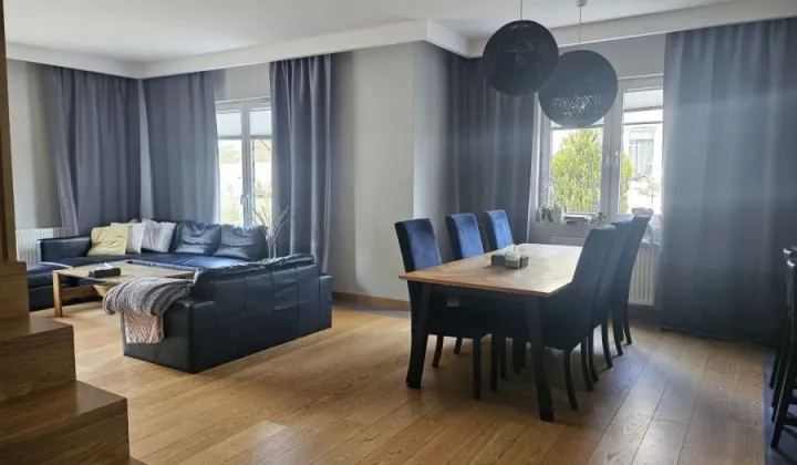 bliźniak, 6 pokoi Tuchom, ul. Zaciszna