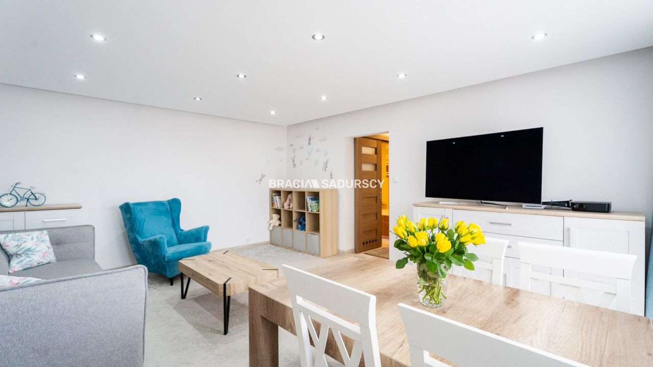 Mieszkanie 2-pokojowe Kraków Mistrzejowice, os. Mistrzejowice. Zdjęcie 3