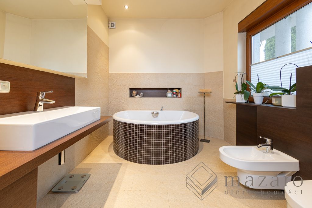 dom wolnostojący, 4 pokoje Łochowo. Zdjęcie 6