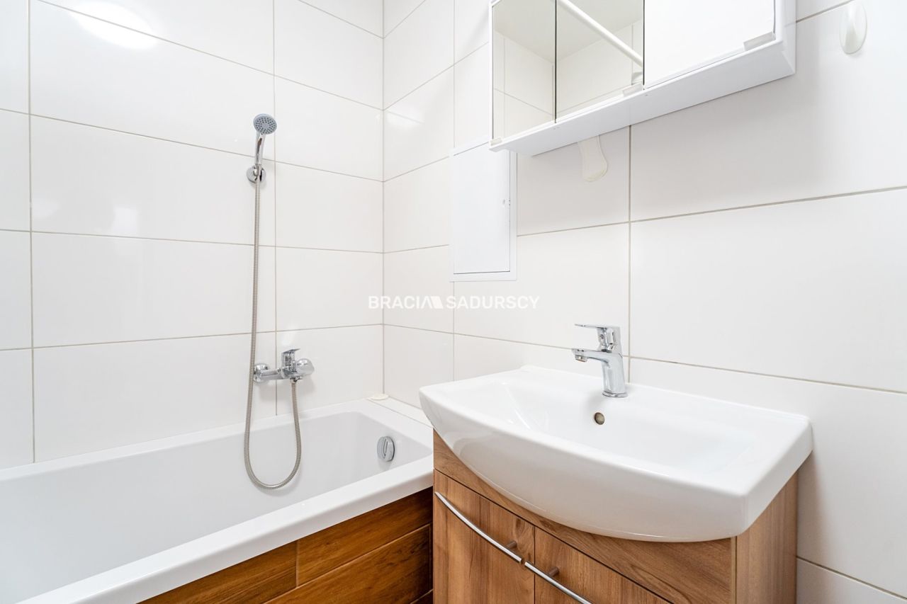 Mieszkanie 1-pokojowe Kraków Krowodrza, ul. Krowoderskich Zuchów. Zdjęcie 9