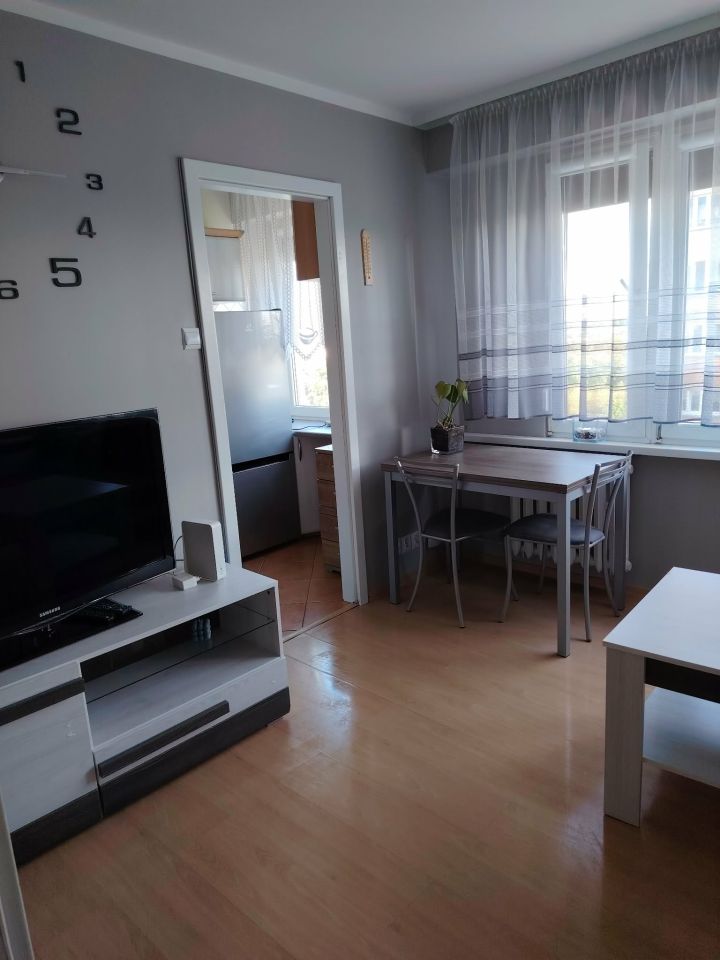 Mieszkanie 2-pokojowe Gniezno Centrum, os. Piastowskie. Zdjęcie 2